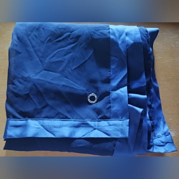 Calvin Klein Scarf - Picture 2 of 6